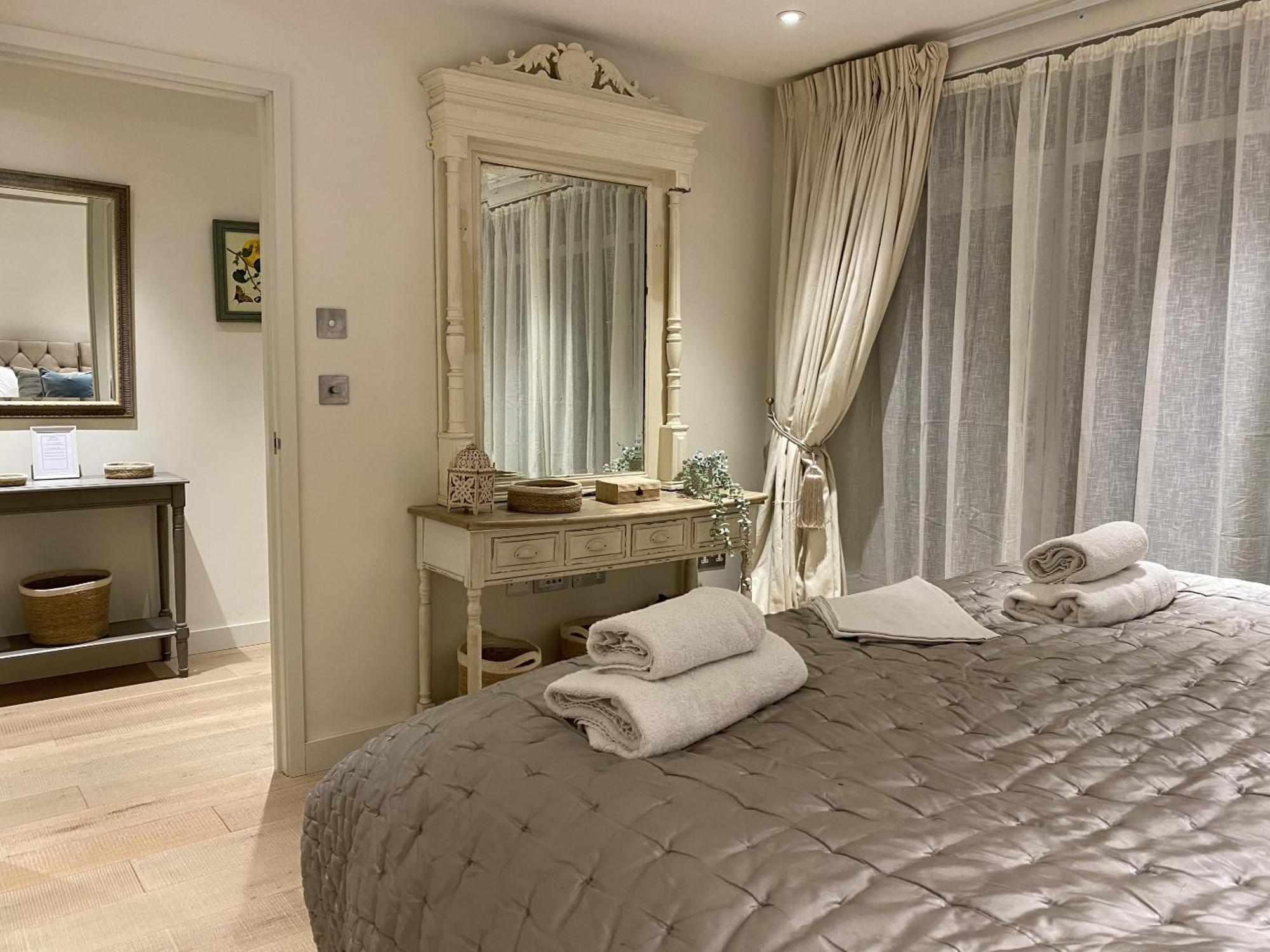 شقة Walcot Yard With Parking, Bath Keys المظهر الخارجي الصورة